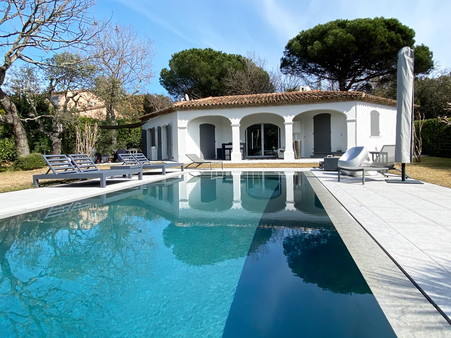 WUNDERSCHÖNE VILLA, 3 SCHLAFZIMMER, POOL