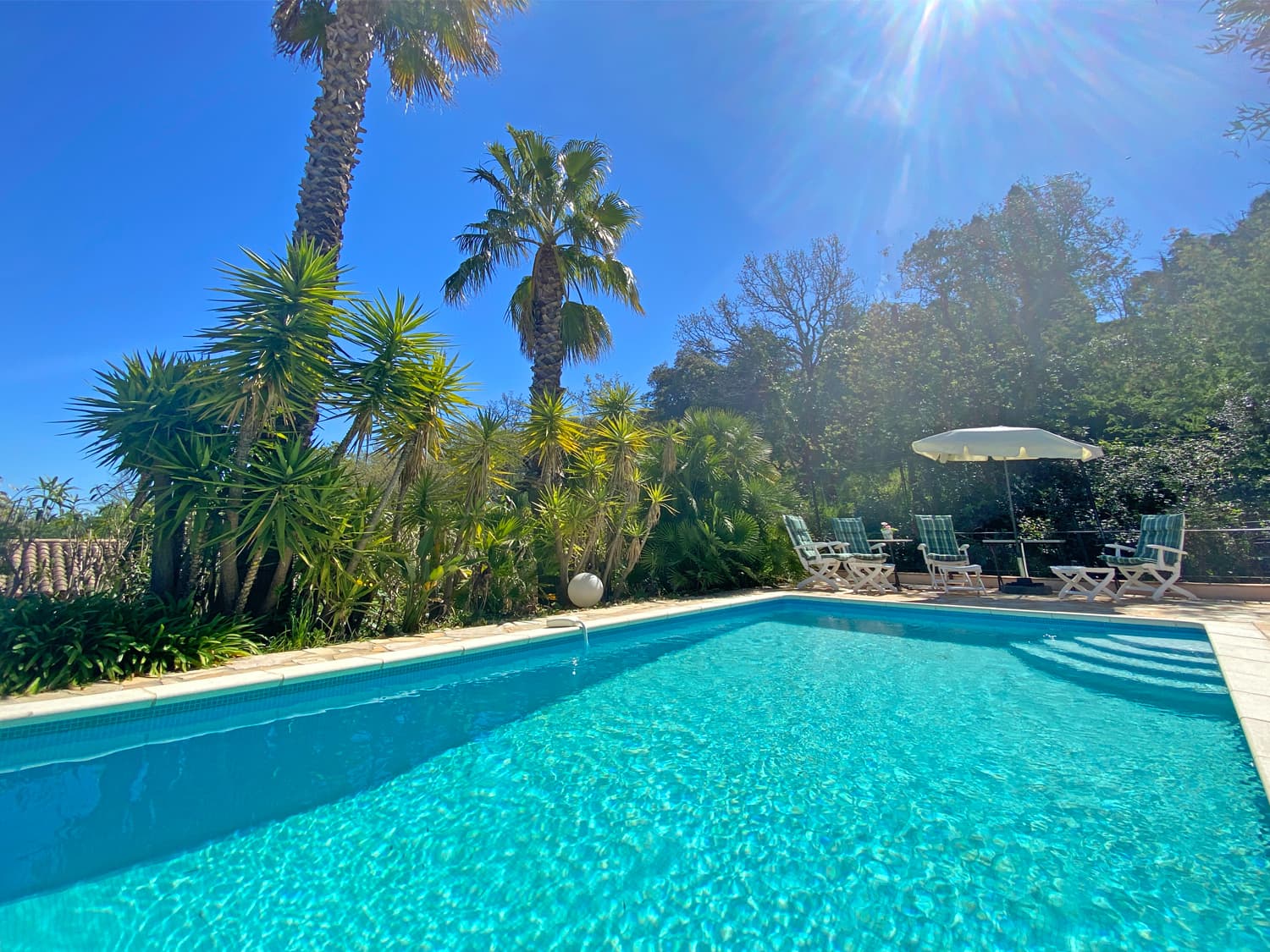 Nice villa in a quiet area, swimming pool