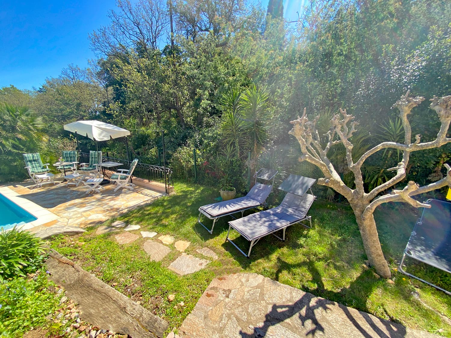 Jolie villa au calme, piscine