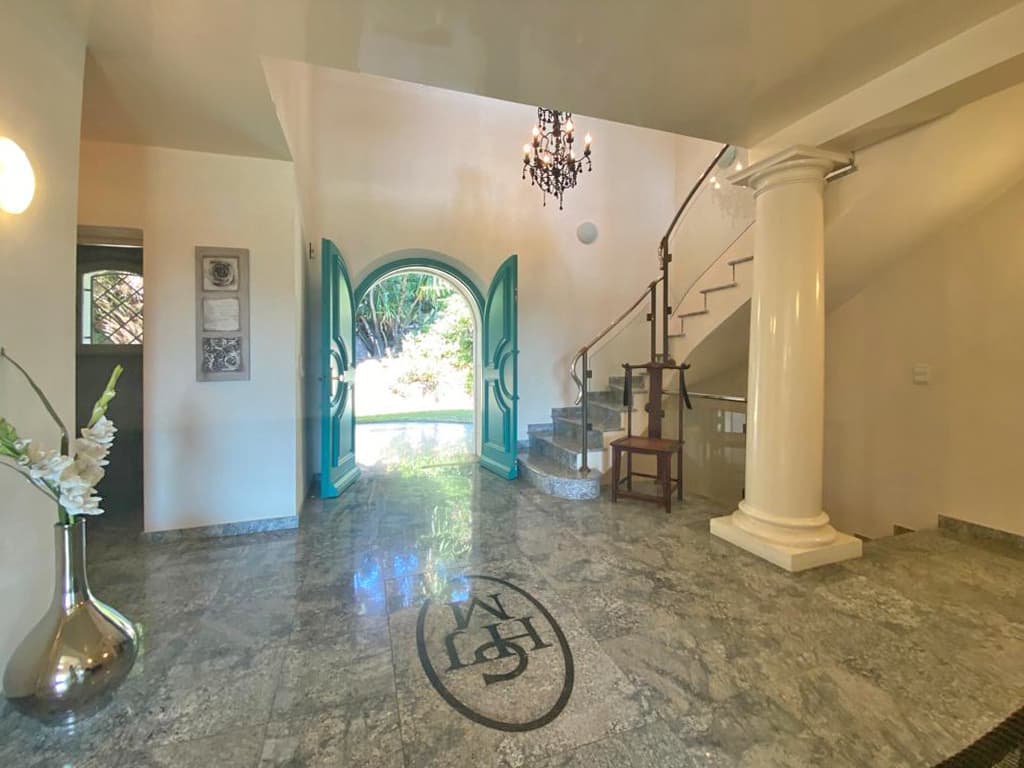 SEA VIEW VILLA - BEACH ON FOOT - PRESTIGIOUS DOMAIN